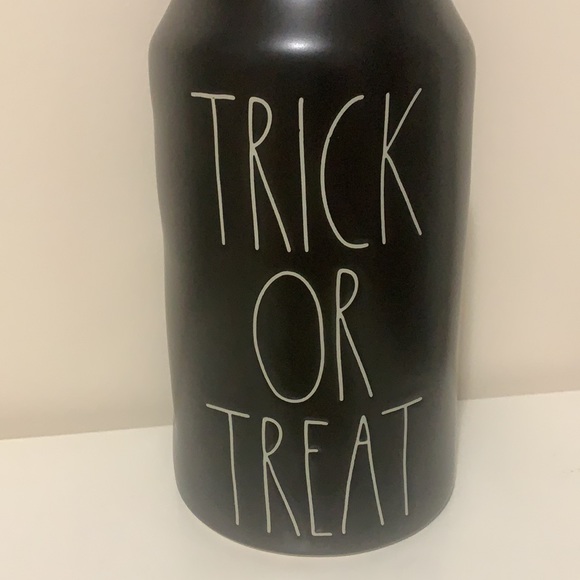 Rae Dunn - Trick or Treat Cannister - NWT - Picture 3 of 3